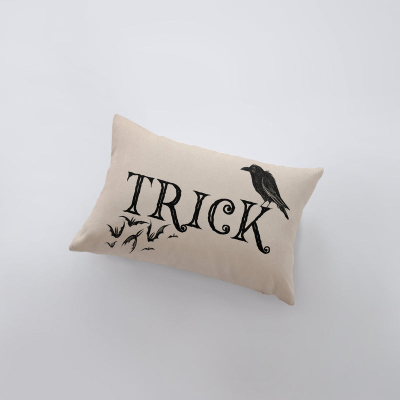 Trick or Treat Pillow Set